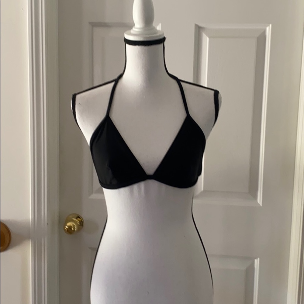 17:04 - Vintage Oscar by Oscar de la Renta Bikini Top